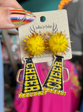 Load image into Gallery viewer, Pom Pom Earrings
