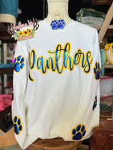 Load image into Gallery viewer, PRE-ORDER Panthers Sweater (Longoria MS Edinburg)
