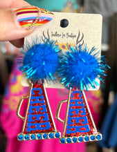 Load image into Gallery viewer, Pom Pom Earrings

