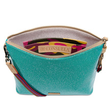 Load image into Gallery viewer, Downtown Crossbody Shay
