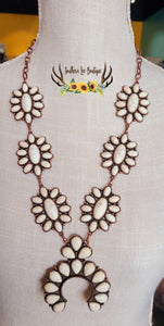Ivory Bloom Necklace Set