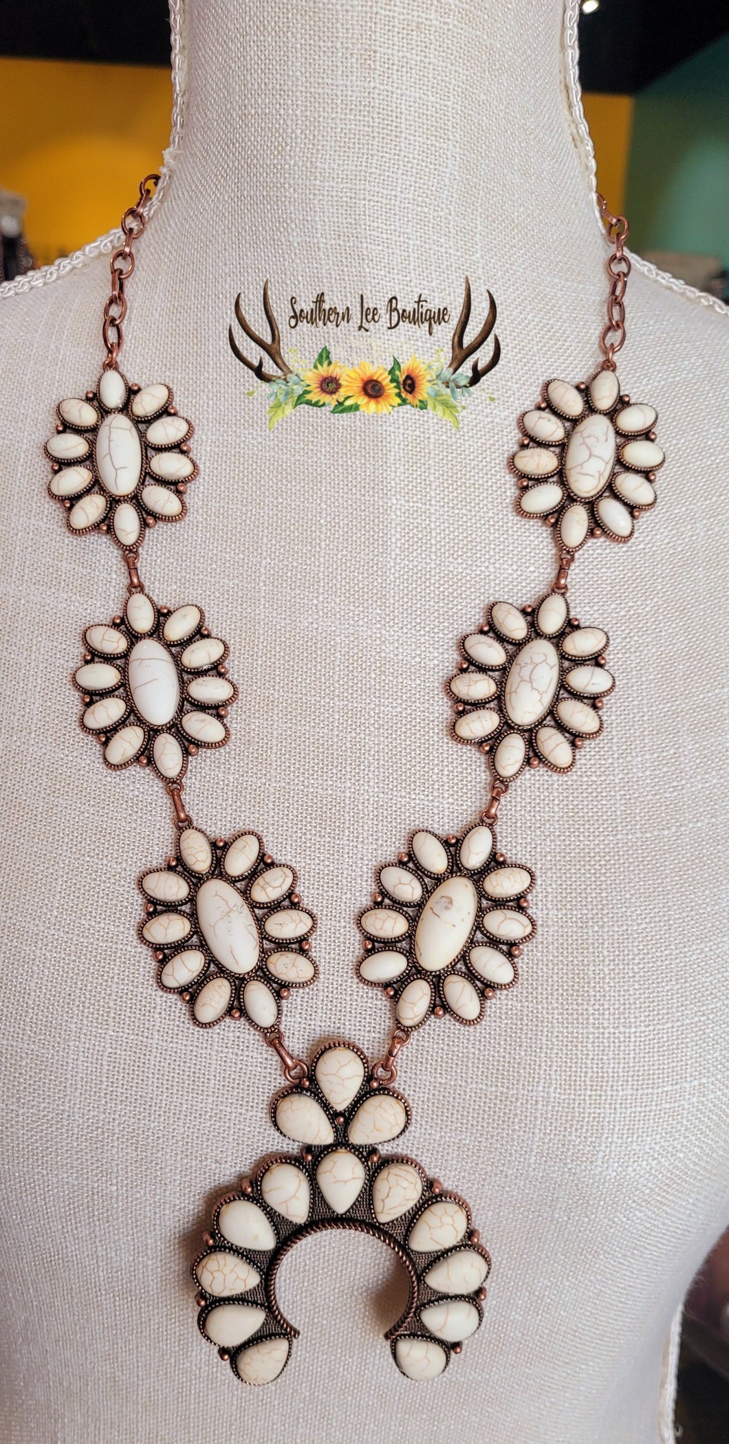 Ivory Bloom Necklace Set