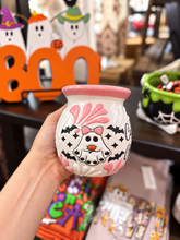 Load image into Gallery viewer, Cafecito Y Chisme Mug - White
