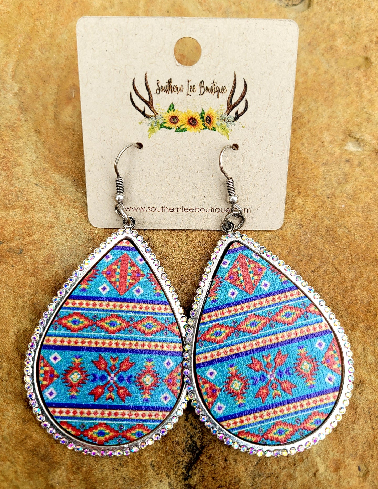 TEARDROP EARRINGS