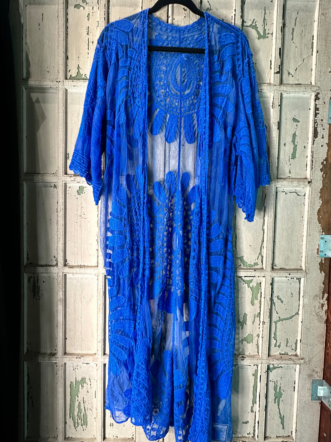 BLUE LACE DUSTER